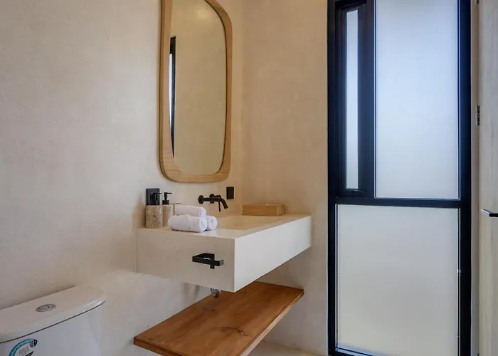 New Spacious 3br Designer Villa, Heart Of Villa *