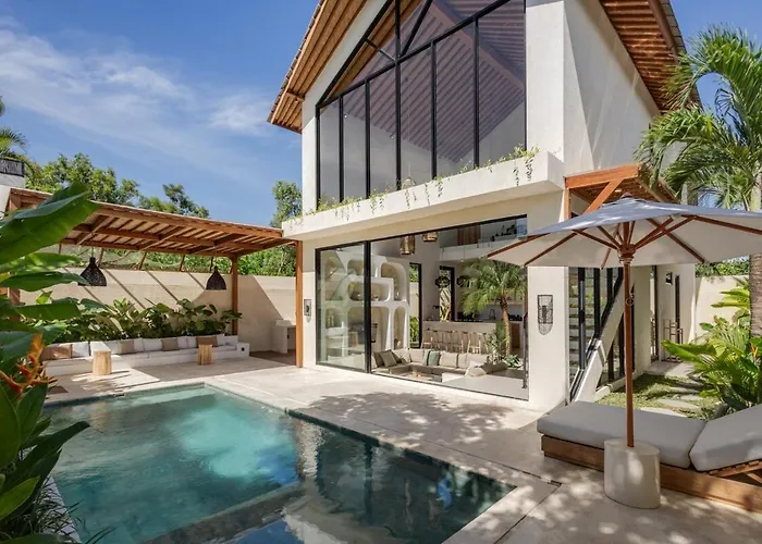 New Spacious 3br Designer Villa, Heart Of